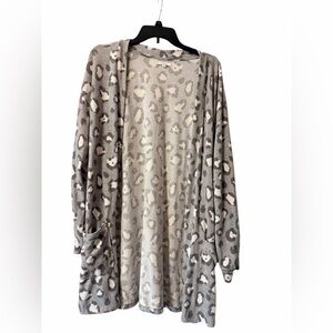 Maurices Gray/White Leopard Patterned Cardigan